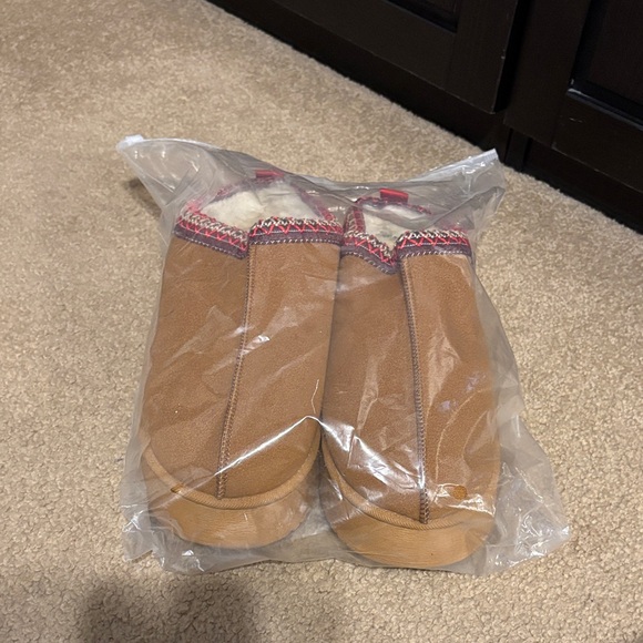 Amazon Tan Faux Fur Platform Suede Ankle Slip-On Slippers Size 42 - Picture 8 of 8